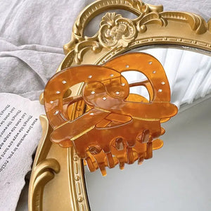Hair Claw Clip-Pretzel