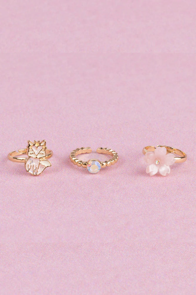 Boutique Foxy Floral Ring Set