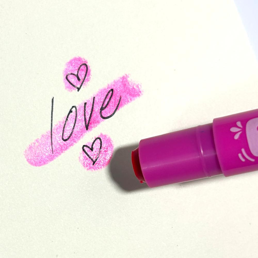 Fresh Pick: Apple Scented Gel Crayons (Set of 6)