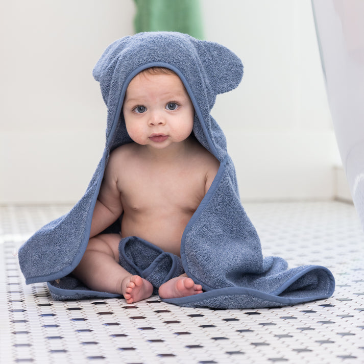 Rain Hooded Towel + Wash Mitt Set