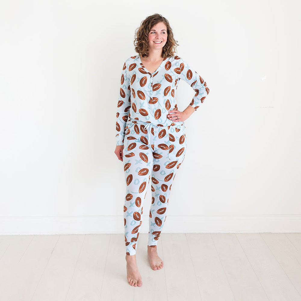 
            
                Load image into Gallery viewer, Field Day - Women’s Long Sleeve Sleepwear Set - Posh Peanut - Select Size
            
        