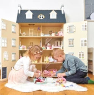 Palace Wooden Doll House