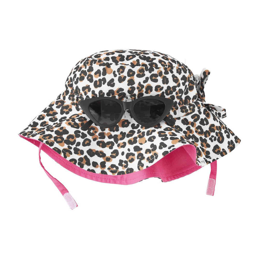 
            
                Load image into Gallery viewer, Leopard Sun Hat &amp;amp; Black Sunglasses Set
            
        