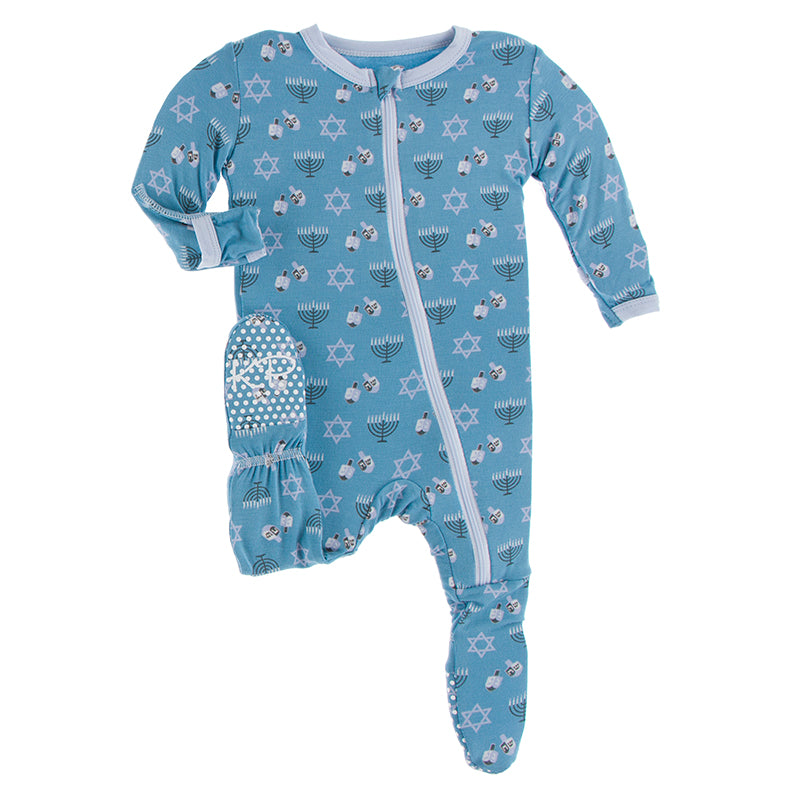 
            
                Load image into Gallery viewer, Blue Moon Hanukkah Print Footie With Zipper - Select Size
            
        
