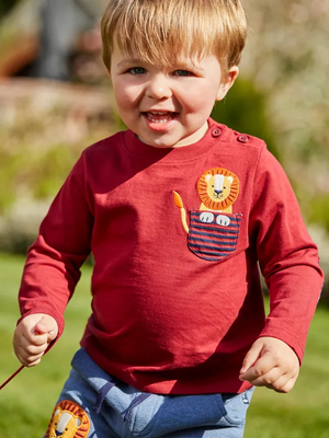 
            
                Load image into Gallery viewer, Lion Applique’ Pocket Burgundy Long Sleeve Top - Select Size
            
        